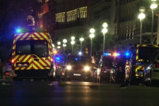 Ο τρόμος επέστρεψε στη Γαλλία-Δεκάδες νεκροί στη Νίκαια