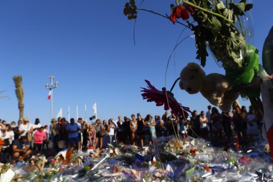 Στο επίκεντρο οι διασυνδέσεις του δράστη της Νίκαιας