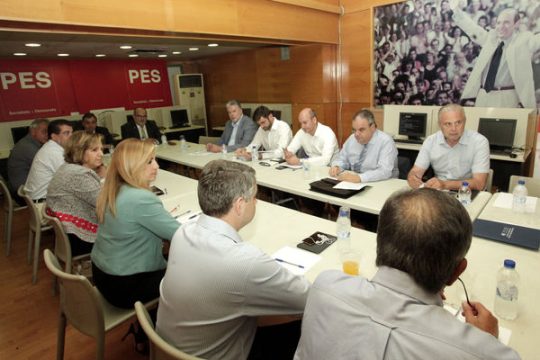 «Πράσινες» γραμμές για τα εργασιακά