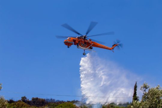 Ανεξέλεγκτη πυρκαγιά στην Ιεράπετρα