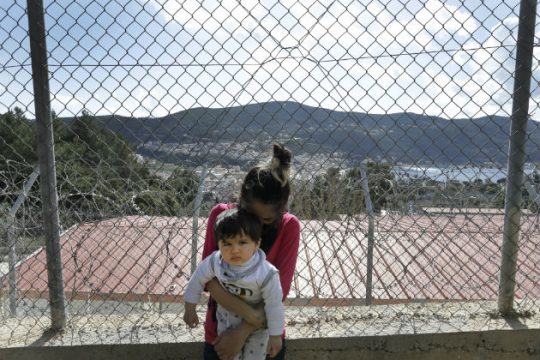 Επιστολή σε Μουζάλα – Βίτσα για τα hot spot του Βορείου Αιγαίου