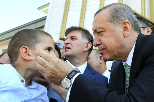 Ο Ερντογάν δείχνει τη μεγαλοθυμία του