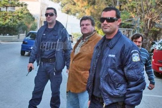 Στο σκαμνί γιατί είπε «νεοναζί» τον… εθνικοσοσιαλιστή
