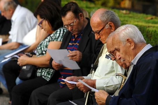 Με δόσεις η παρακράτηση