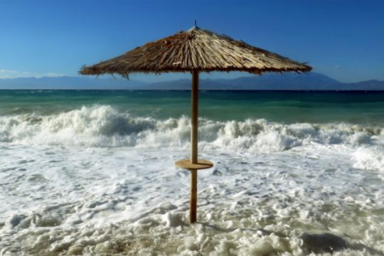 Βοριάδες και παροδική συννεφιά