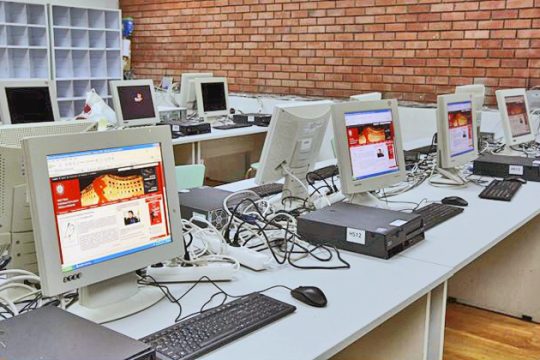 Ενα βήμα πριν από το «μαύρο» το λογισμικό του δήμου