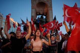 Ανακουφισμένοι μεν προβληματισμένοι δε