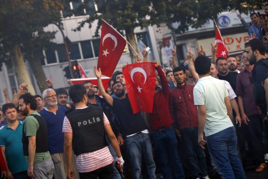 Το παρασκήνιο της απόπειρας πραξικοπήματος στην Τουρκία
