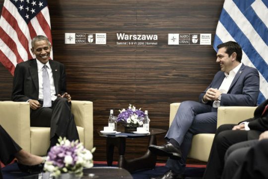 Τι ειπώθηκε στο μισάωρο τετ-α-τετ Τσίπρα-Ομπάμα στη Βαρσοβία