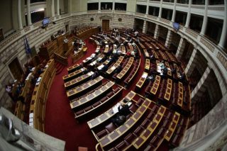 Ερώτηση σε Παππά και Σπίρτζη από 50 βουλευτές της Ν.Δ.
