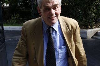 Σκληρή γλώσσα από τον Παπαγγελόπουλο