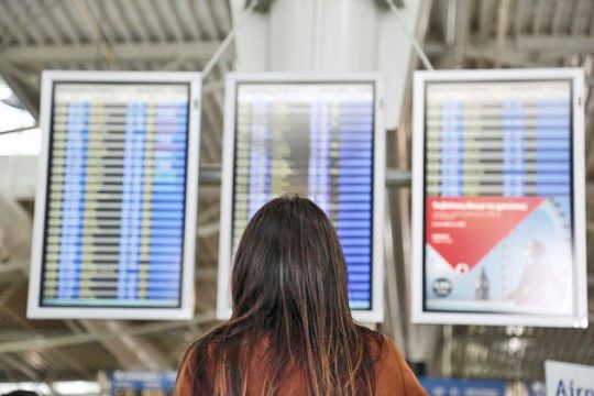 «Απογειώθηκε» η επιβατική κίνηση στα ελληνικά αεροδρόμια