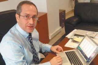 Οι μορφωμένοι βρίζουν καλύτερα…