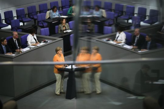 Γερμανία: «Θολώνoυν τα νερά» για το «εμπιστευτικό» έγγραφο