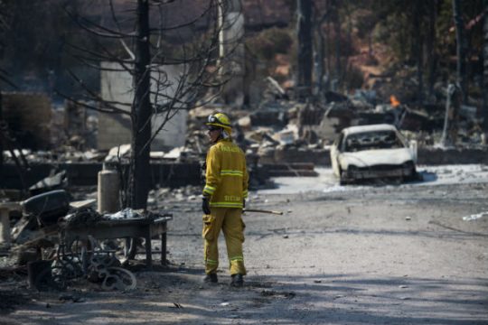 82.600 άνθρωποι ξεσπιτώνονται λόγω πυρκαγιάς