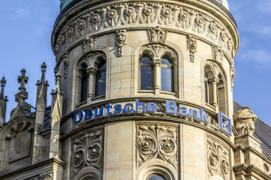 Η Γερμανία βράζει στο ίδιο καζάνι