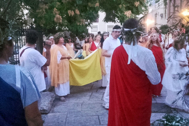 Το ευοί ευάν των δωδεκαθεϊστών