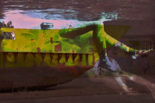 Video art πάνω σε αγκυροβολημένα πλοία