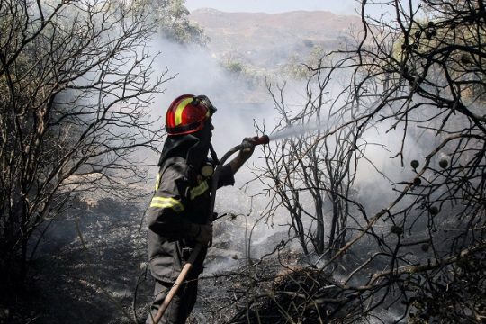 Πυρκαγιά στη Μεσαρά Ηρακλείου