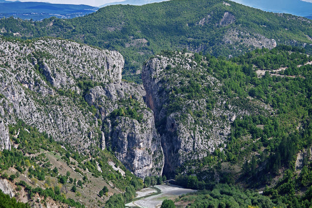 Ταξίδι στην επιφάνεια της Γης