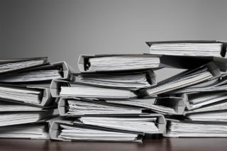 Λιγότερη «χαρτούρα» για ίδρυση επιχειρήσεων