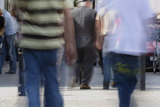 Ξεκινούν οι αιτήσεις για το Επίδομα Ανασφάλιστων Υπερηλίκων