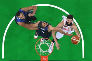 Περίπατος για Ισπανία και Αυστραλία
