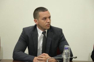 Η Εξεταστική Επιτροπή ως αρένα του Κασιδιάρη