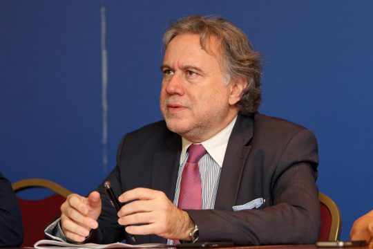 «Δεν θα επιτρέψουμε να ισχύσει εργατικός κώδικας του Πινοσέτ»