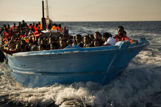 «Η προσφυγική συμφωνία κινδυνεύει με κατάρρευση»