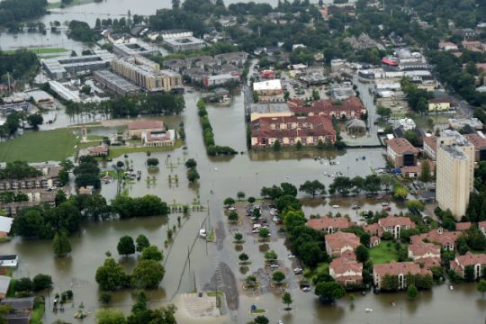 Φονικές οι πρωτοφανείς πλημμύρες σε Λουιζιάνα και Μισισίπι