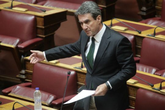 Ανδρέας Λοβέρδος, ο πολιτικός της πάσας