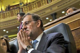 Δίχως ελπίδες πάει ο Ραχόι στη Βουλή για παροχή ψήφου εμπιστοσύνης