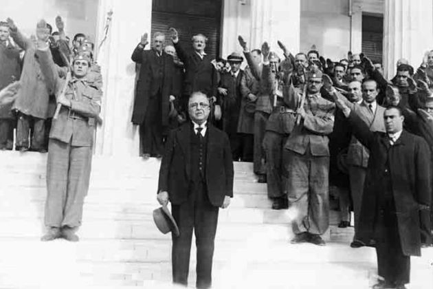 Η πολιτική αποκατάσταση του «εθνικού κυβερνήτη»