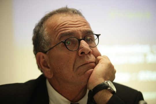 Ο Μουζάλας διαψεύδει τη Bild