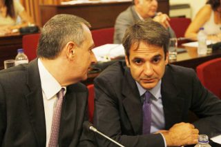 Γαλάζιοι «αντάρτες» στην απομόνωση