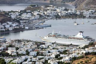 «Νερουλάδες» τέλος για 3 νησιά