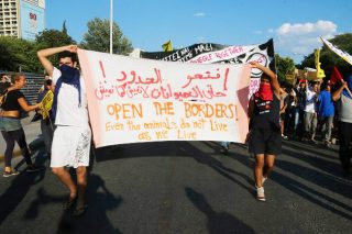 No borders;