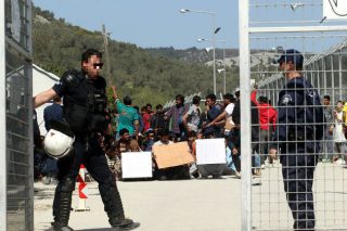 Περισσότερα μέτρα για λιγότερο ρατσισμό