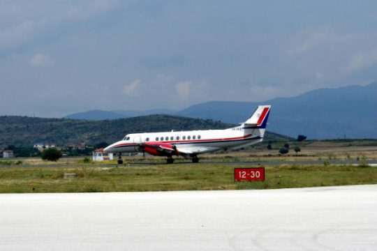 Σε 8 άγονες γραμμές η Sky Express