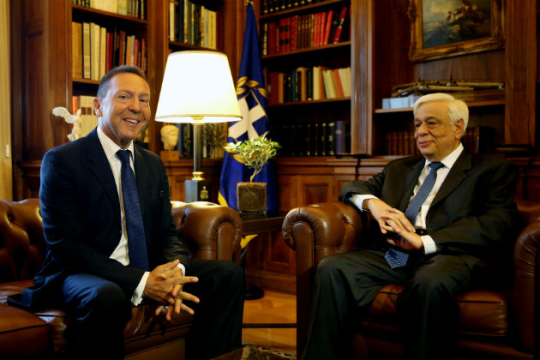 Στουρνάρας: «Θετικότερες οι εξελίξεις στην οικονομία»