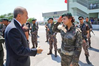 Εκβιάζει ωμά την Ευρώπη