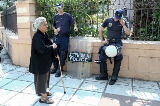 Πρωτοφανής αστυνομοκρατία για ένα… ασήμαντο συμβάν