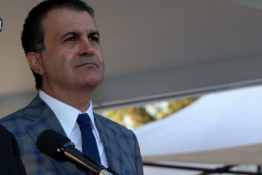 Εντείνει η Άγκυρα τον εκβιασμό για την ευρωτουρκική συμφωνία