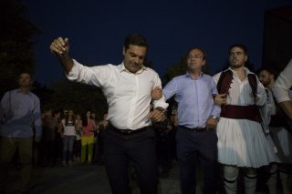 Καγκελάρι με τα μυαλά στα κάγκελα