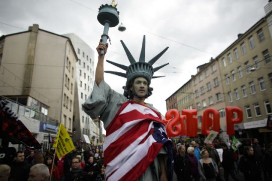 Οι ΗΠΑ πιέζουν για τις διαπραγματεύσεις της TTIP