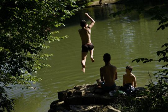 Ο πιο ζεστός Ιούλιος στα μετεωρολογικά χρονικά
