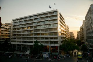 «Καυτό» εξάμηνο για επαγγελματίες