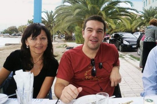 Πλούσια βιογραφικά … φτωχές επικρίσεις