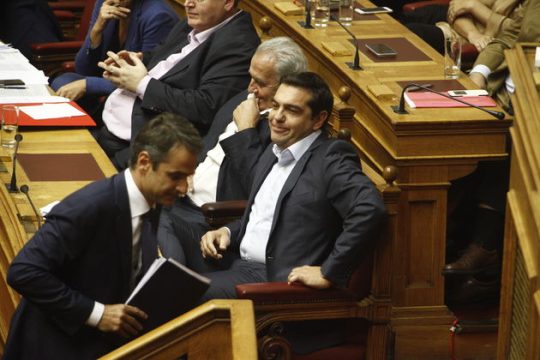 Σηκώνει το γάντι ο Μητσοτάκης